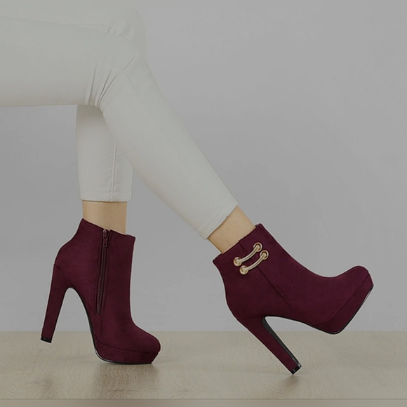 Allegra K | Women's Round Toe Chunky High Heel Platform & Ankle Boots | Size 10 - Picture 1 of 7